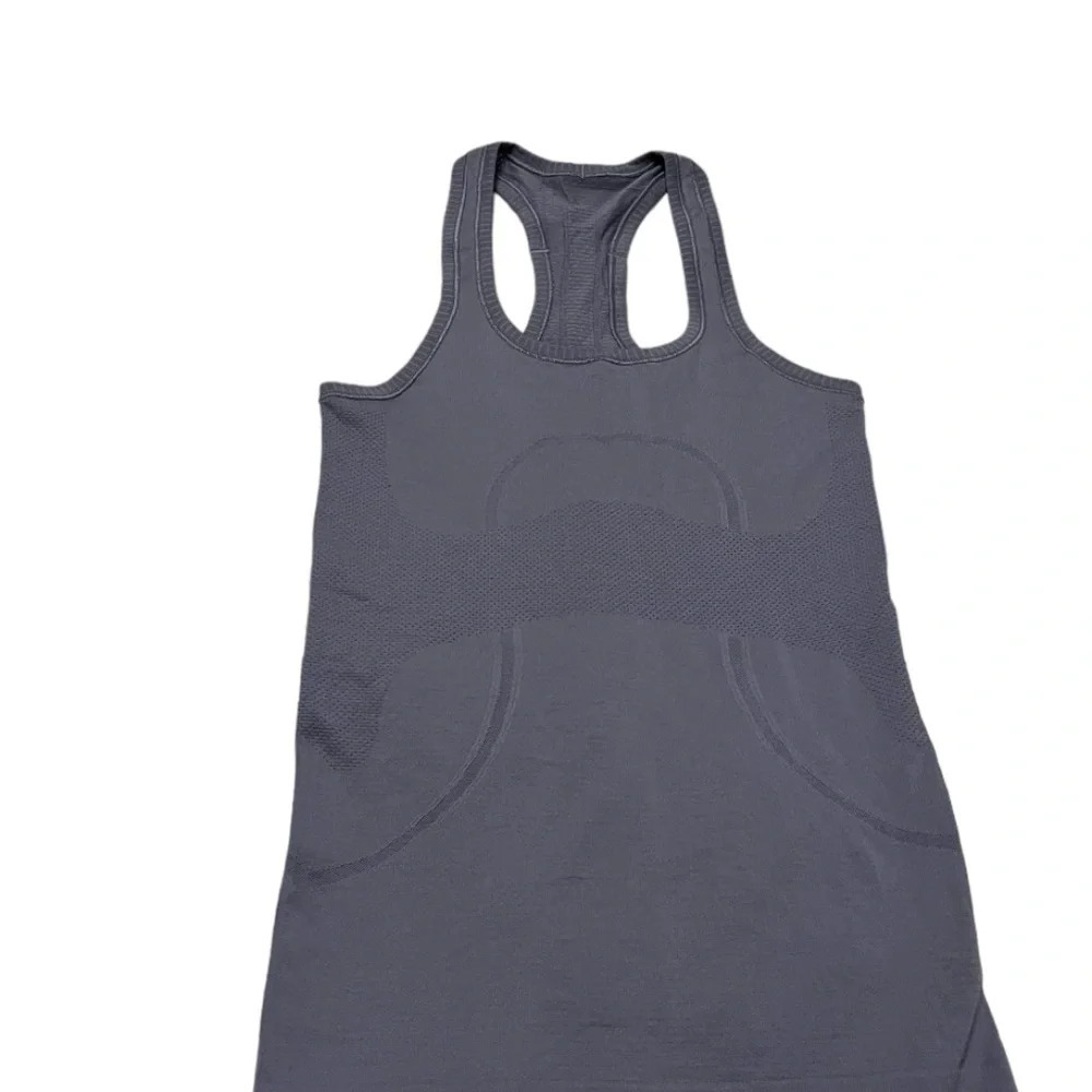 Lululemon swiftly  tanks